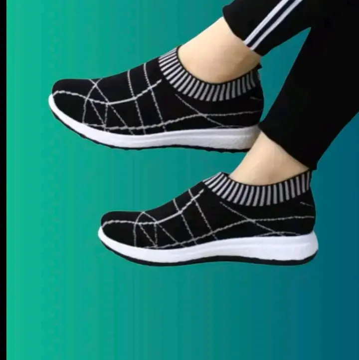 sepatu slip on sepatu santai anak dan dewasa wanita terbaru
