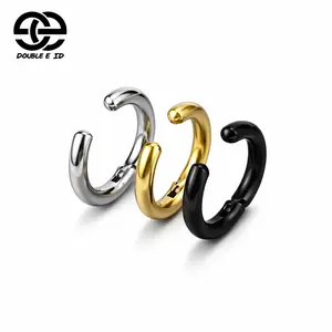 Anting Klip Tanpa Tindik Bahan Titanium Steel Gaya Hip Hop Untuk Pria / Wanita, Tersedia 3 Warna