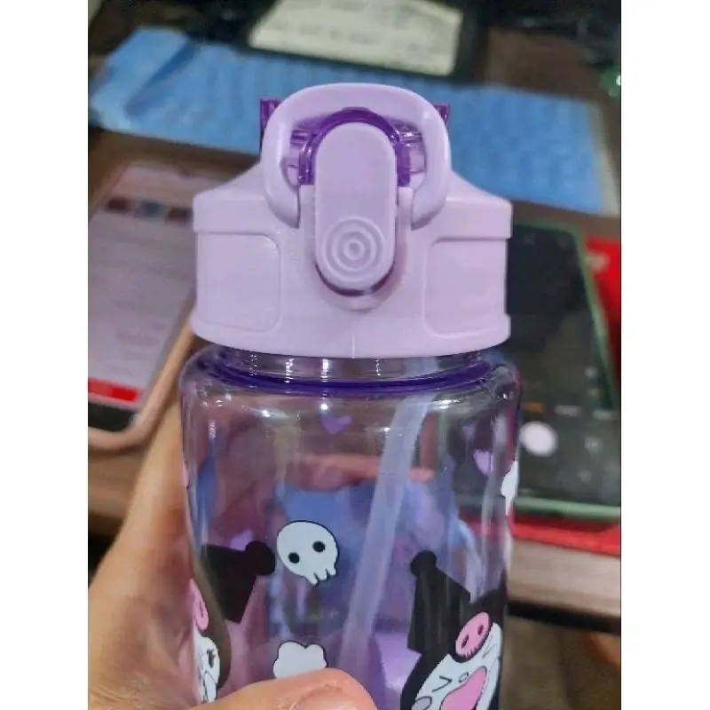 Botol minum anak karakter motif sanrio + sedotan uk 900ml (free tali) Minuman Kitchenware Water Bottles 3