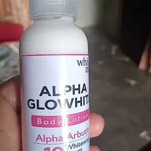 White Inc Alpha Glowhite Body Lotion 100ml - Krim Pemutih Tubuh dengan 10 Agent Pemutih untuk Kulit Lebih Cerah