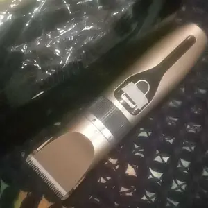 Alat Mesin Pencukur Bulu Hewan 4in1 Elektrik Pet Clipper Grooming Fine-tuning Baterai Lithium Tahan Lama dan Desain Rendah Kebisingan
