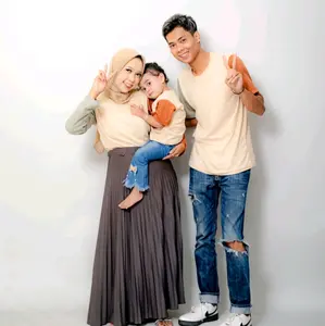 kaos couple kombinasi lengan tiga warna