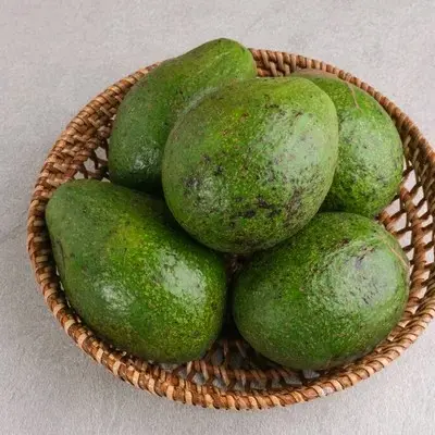 Alpukat Mentega Hass 1 kg isi 4-5 buah alpukat Fresh
