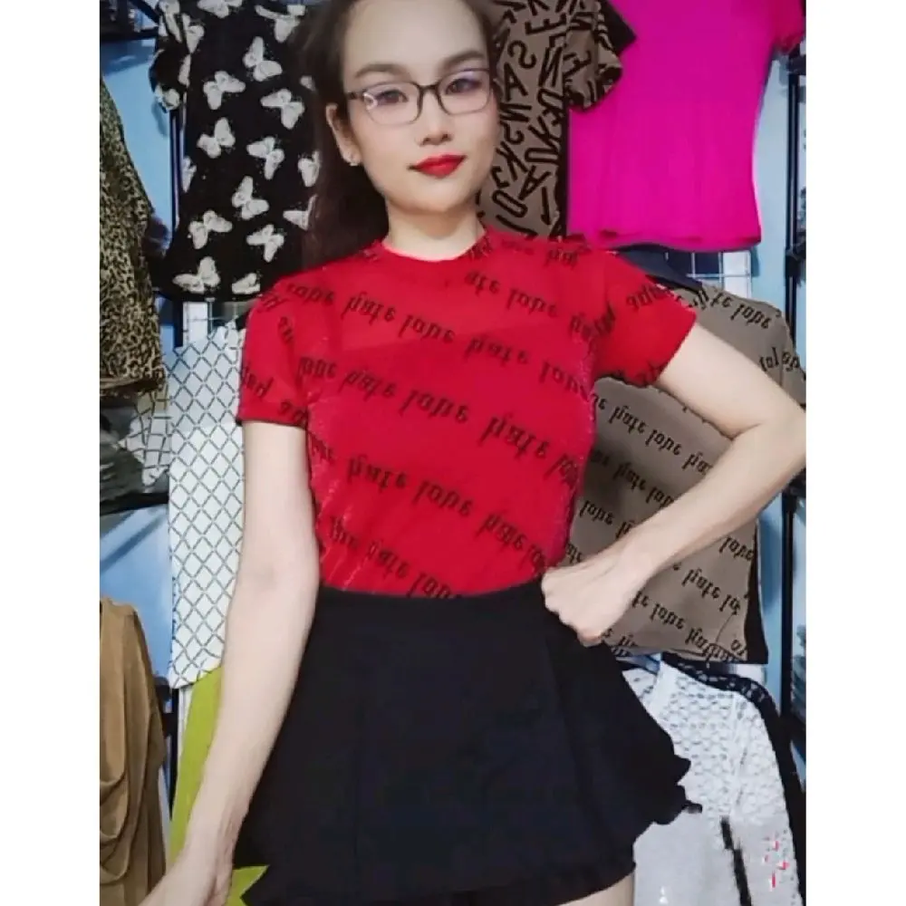 Áo Thun Lưới Hoạ Tiết Chữ  Phom Vừa Women Nữ Top Cổ Tròn