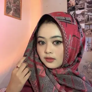 YuanYuan Cincin Stud Desain Bunga Plum Aksen Berlian Imitasi Sparkly Gaya Punk Untuk Hidung