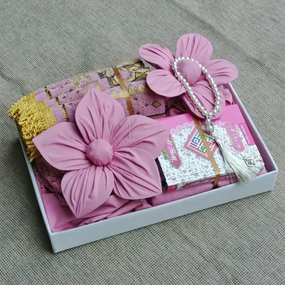 Set Hantaran Nikah seperangkat alat sholat paket isian Mukena Sajadah Alquran dan tasbih Premium box mika hias Muslimah Hampers Muslim Lebaran Cewek Hijab Motif daily sesuai gambar