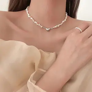 【lingerly】Kalung Wanita Mutiara Cinta Serba Gesper Magnet Desain Sense Aksesori Rantai Tulang Selangka Z