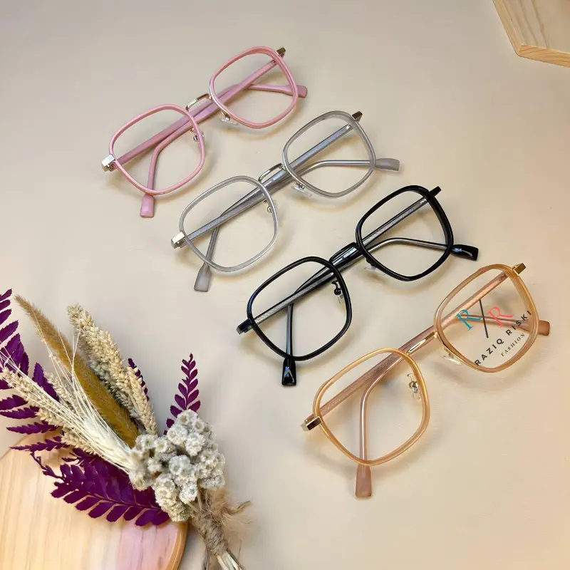 {beli satu kacamata minus gratis satu kacamata normal} 3061 kacamata photocromic unisek terbaru frame titanium dilapisi plastik premium bisa request lensa minus bluerey, photocromic, & bluecromic free box dan lap pembersih Abu Wanita Eyewear Glasses 3