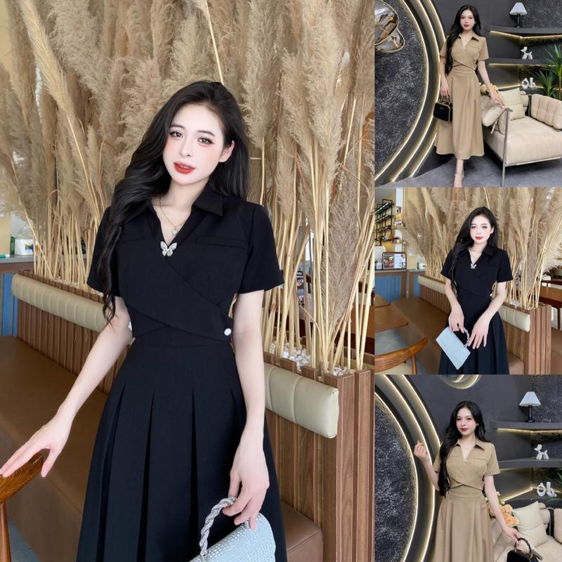 CE20 - Váy Thiết Kế Evii dành cho nữ, Đầm thiết kế cổ bẻ V, vạt chéo trước ngực cách điệu (tặng kèm tag cài) dáng A dài xếp ly phù hợp đi làm, đi chơi và đi dự tiệc. Có Bigsize Women Dress