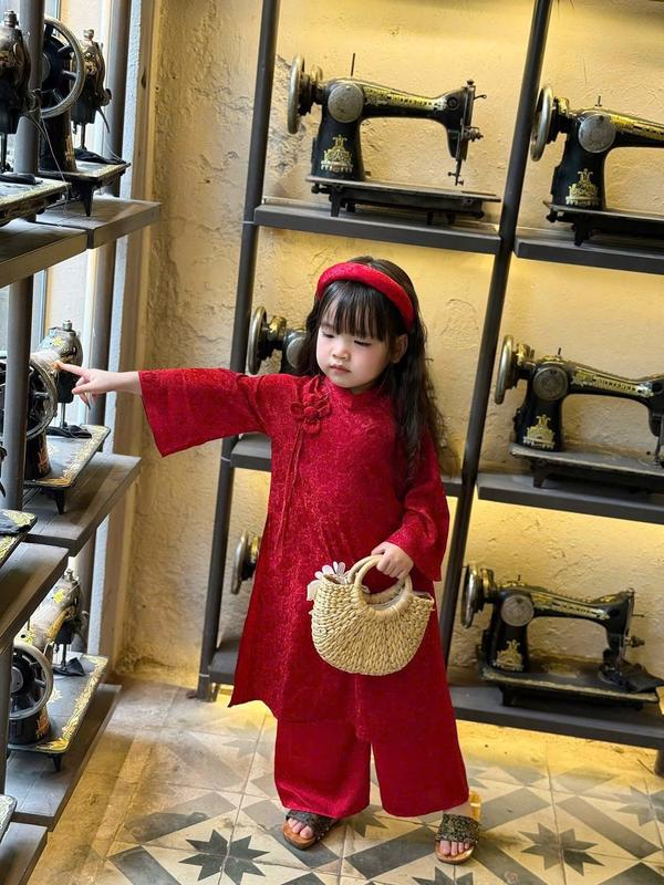 Sét cách tân gấm tặng kèm mấn siêu xinh cho bé gái sét áo dài Tết cực đẹp cho bé cao dưới 1m40 - Dưa Hấu Đỏ Kid