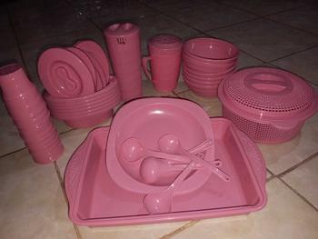 Product Review of PAKET FAMILY SET 34 PCS ( 6 BASI OVAL. 6 MANGKOK.. 6 PIRING.. 6 GELAS ULIR... 6 IRUS.. 1 TEKO ULIR. 1 NAMPAN KOTAK. 1 WAKUL NASI. 1 MUG JUMBO ) Kitchenware Dapur from s**️ 0