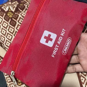Perlengkapan Survival Pendaki Gunung Anti Hipotermia Hand Warmer Emergency Blanket P3K Komplit