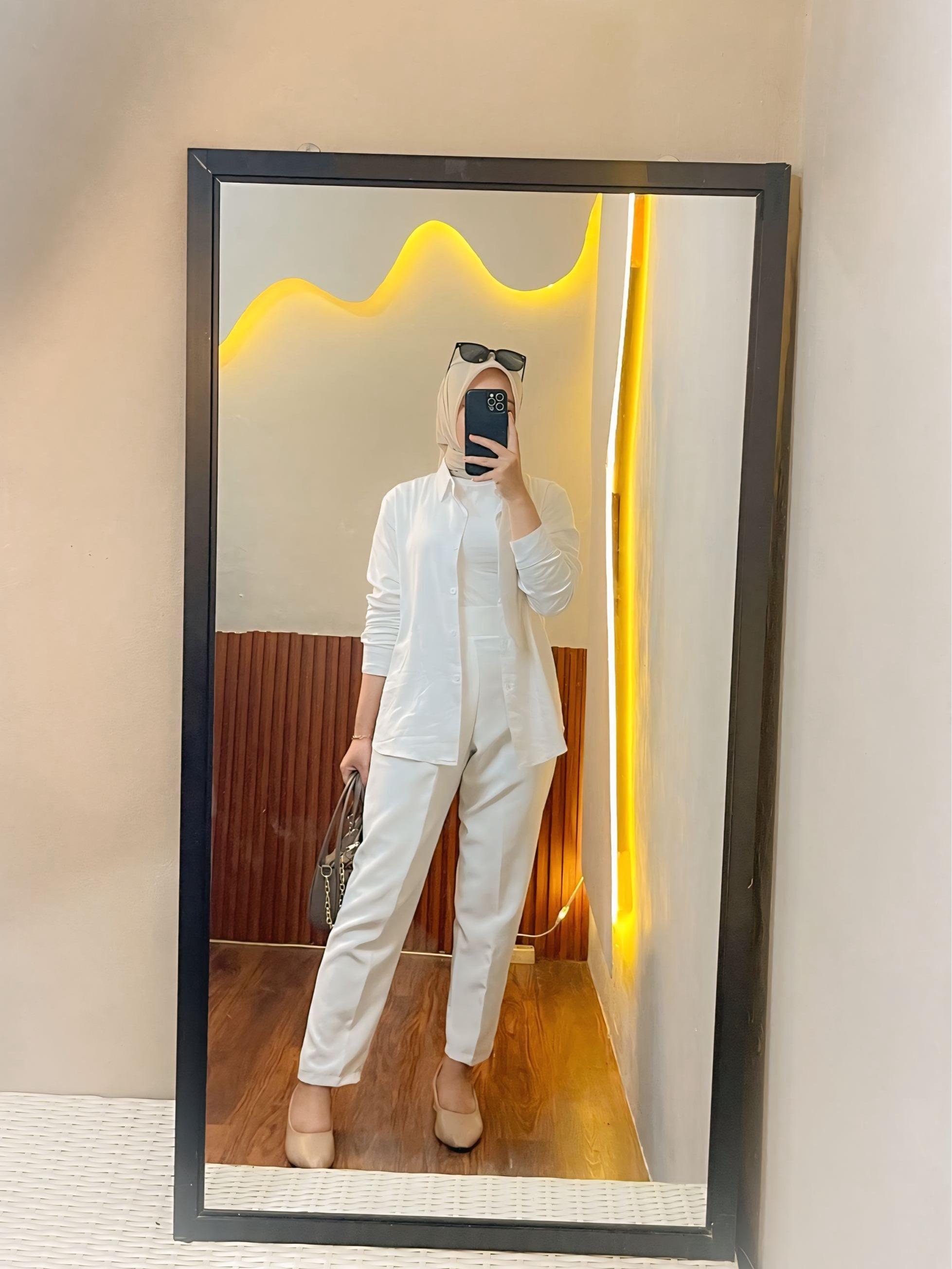 LUMETHRA Loose Pants