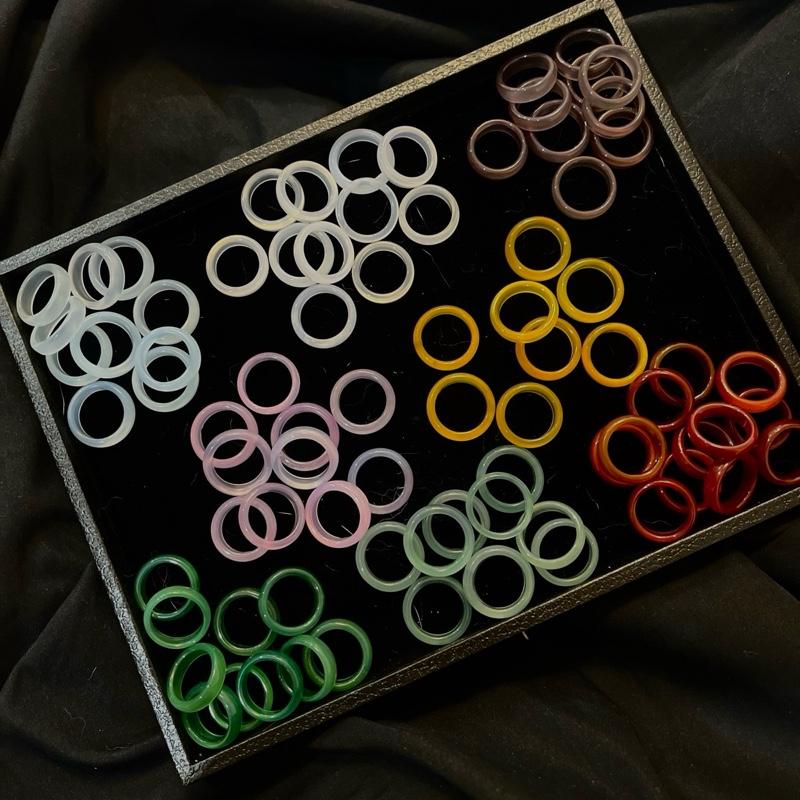  Nhẫn mã não nhẫn đá phong thuỷ màu trắng xanh dương hồng tím xanh lá cam vàng 