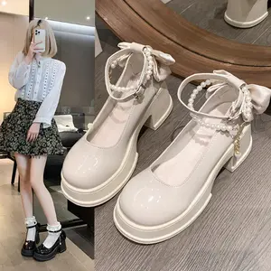 Sepatu Heels Cantik dengan Renda dan Ikat Pita, Model Tali Pearl 94