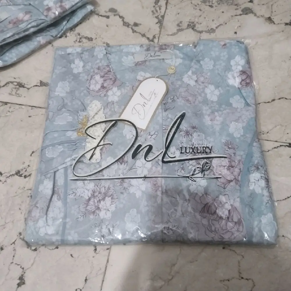 bontoge biru bunga kecil