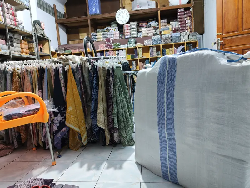 CUCI GUDANG Kerudung Voal Segi Empat syari jumbo 5