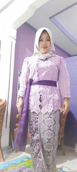 Product Review of Kebaya Saat Live Mei Kode from E**S 0