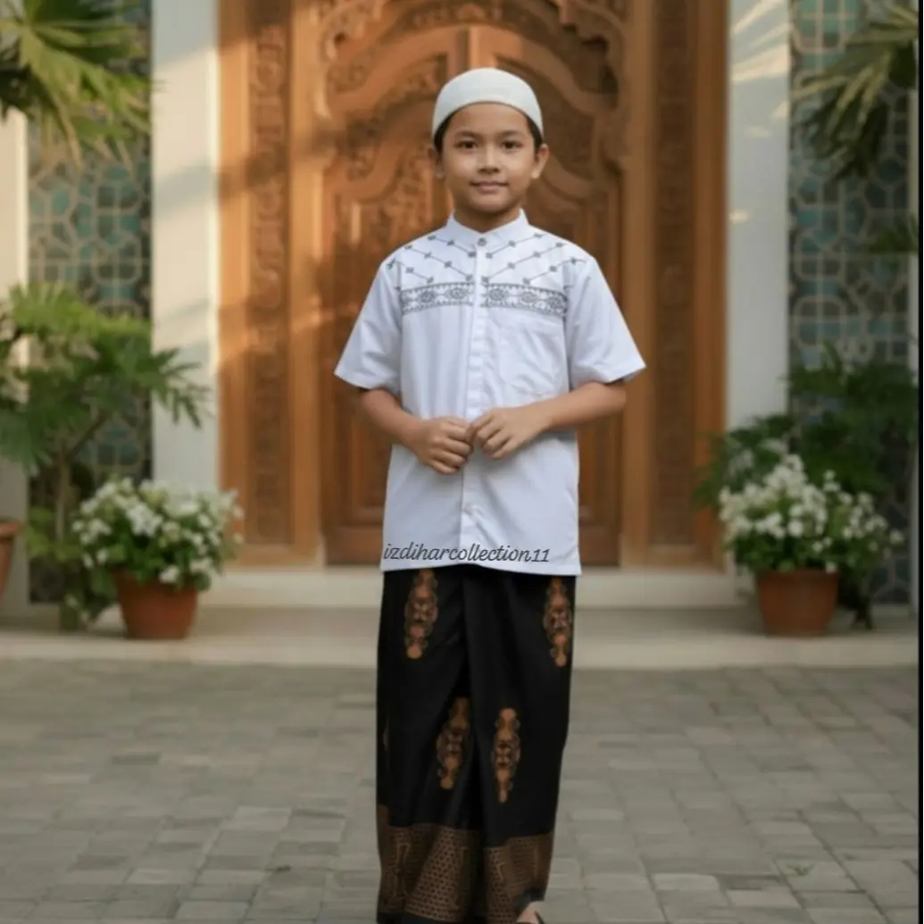 Putih Sarung Hitam