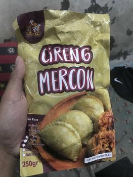 Product Review of 1 Pack Cireng Mercon Umafood Isi Ayam Suwir Pedas / Jando Pedas / Usus Pedas / Ati Pedas / Keju from u**7 0