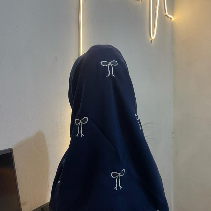 Azimi Apparel - hijab segi empat bordir pita kecil paris jadul Kerudung Nyaman Muslim