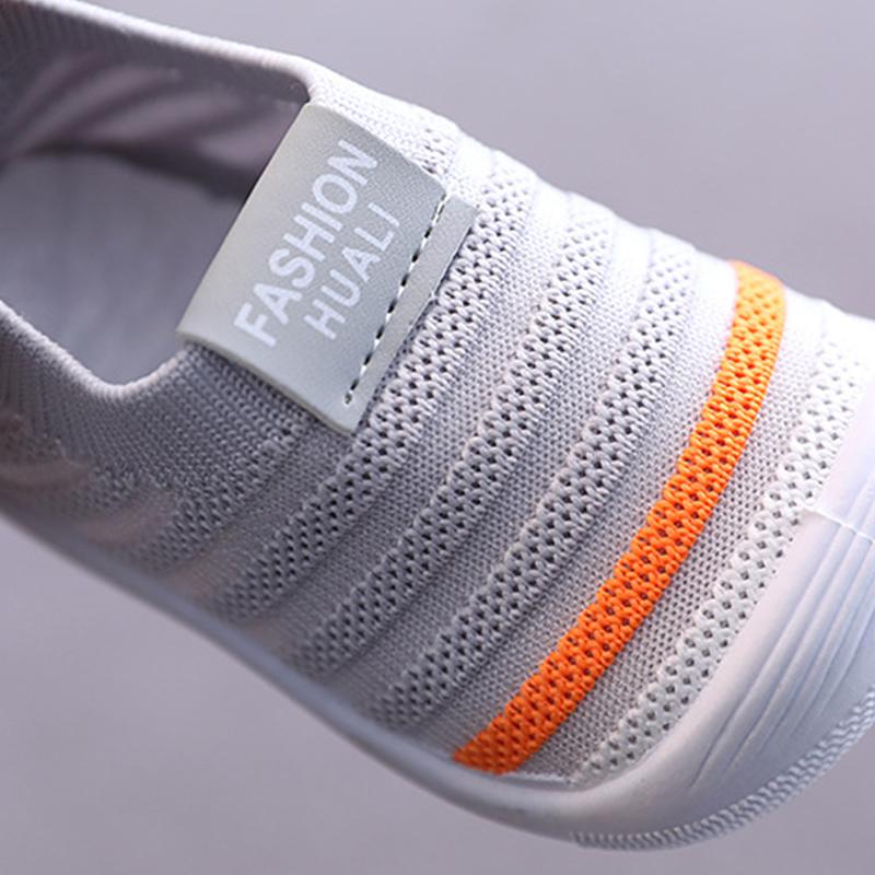 Product Introduction of Spring Summer Baby Socks Shoes Breathable Soft Infant Toddler Knitting Shoes Anti-Slip Kids Boys Girls Flats 35