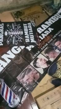 Product Review of Spanduk Banner Barbershop Pangkas Rambut Cukur Rambut Haircut Warna Hitam Modern Ukuran 250x100 Cm Outdoor Murah Berkualitas Bisa Request Custom Desain Gratis from C**u 0