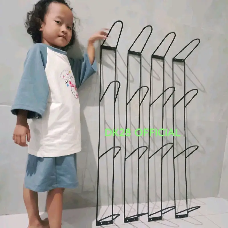 Rak Helm untuk Menyimpan Helm Anda dengan Aman Dinding 6