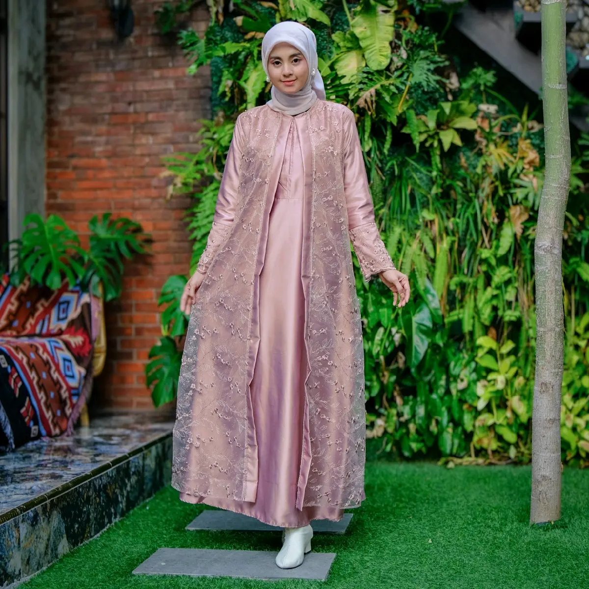 GAMIS PESTA MUSLIM MODEL BUSUI M- L-XL-XXL MODEL TERBARU BAHAN SATIN VALVET