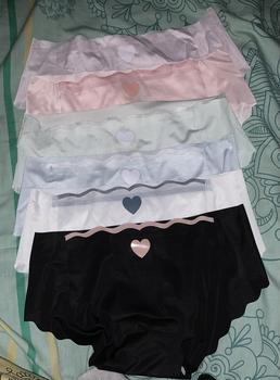 Product Review of CELANA DALAM WANITA PREMIUM QUALITY SEAMLESS ANTI NYEPLAK MOTIF LOVE CD-064 from N**a 1