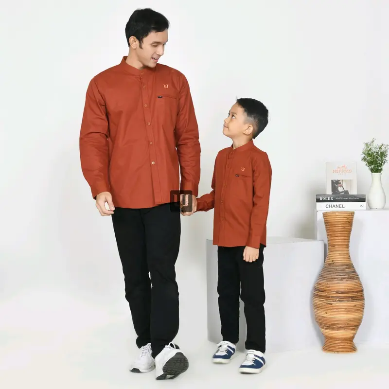 KEMEJA KOKO ANAK COUPLE AYAH (satuan) POLOS KATUN FULL LENGAN PANJANG PENDEK WARNA merah BATA / TERAKOTA Baju Muslim Keluarga 8