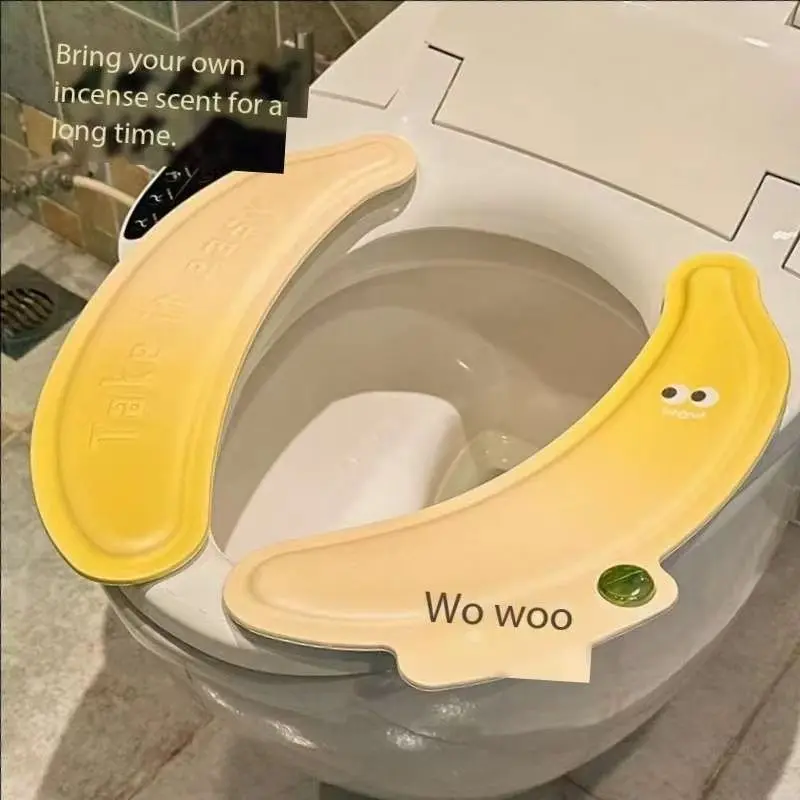 In winter, the new toilet seat toilet bowl sticker toilet mat is universal in all seasons, and the fragrance fragrance waterproof mat toilet seat cushion