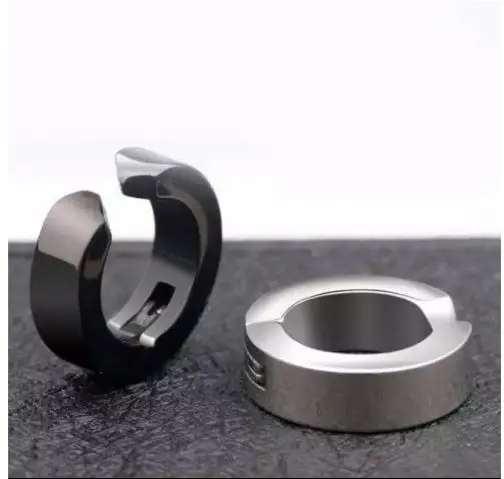 COD Anting Jepit Pria Wanita Korea Sepasang Warna Hitam Anting Gaya Tanpa Tindik Black Gold Silver Stainless Earrings
