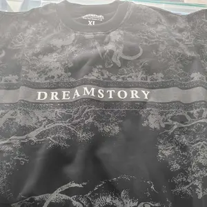 Crewneck Dreamstory - Gionic Sweater High  Cotton Fleece Quality lembut nyaman