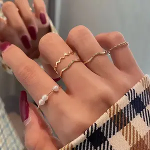 5pcs/set Cincin Titanium Wanita Korea 1 Set Cincin Mutiara Geometris Gaya Korea Cincin Fashion