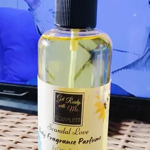 Parfum Badan untuk pria wanita anak kids wangi Tahan Lama  EDP 300ml