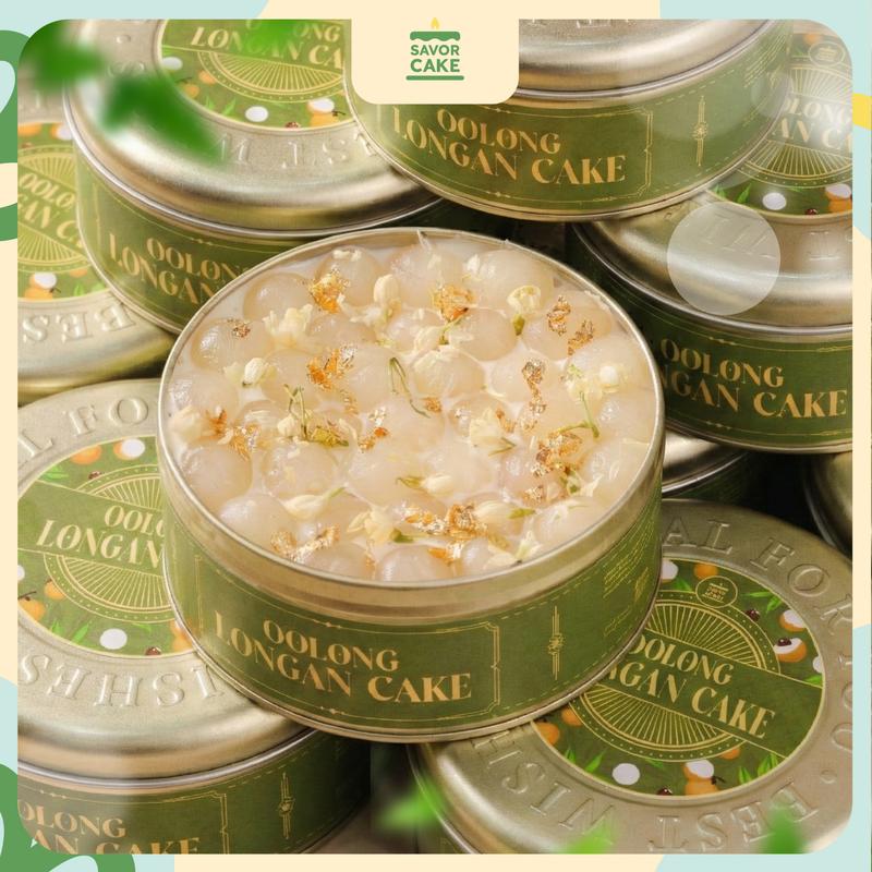   SAVOR CAKE - TẶNG QUE CẮM HPBD - CHỈ GIAO HCM  Bánh kem Ô long nhài nhãn hộp thiếc size vừa 310g & size lớn 670g - Sốt trà ô long nhãn tươi trân châu trắng mascarpone chuẩn Ý - Thiết Kế Sang Trọng - Quà Tặng Lý Tưởng 