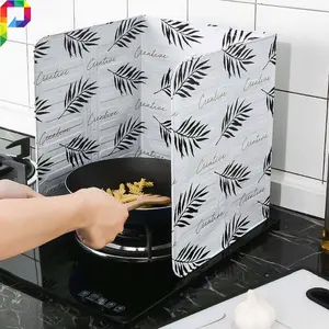Tutup Aluminium Pelindung Anti Cipratan Minyak Goreng Panas Kompor Masak Air Wastafel Aluminium Foil 84 cm x 32.8 cm - Wajan
