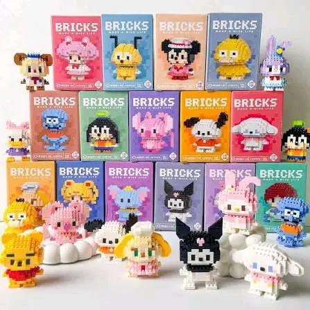 Bricks Mainan Lego Karakter Random dengan Desain Unik dan Warna Cerah