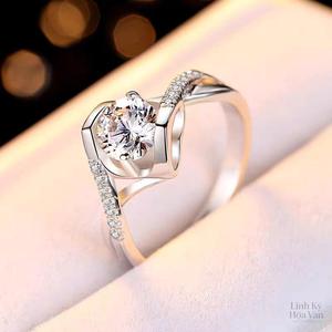 Nhẫn Cặp Tình Yêu & Kết Hôn Thiên Thần Nụ Hôn - Đỉnh Cao Đá Thực Nhẫn Nữ, Thiết Kế Sang Trọng Có Khí Chất