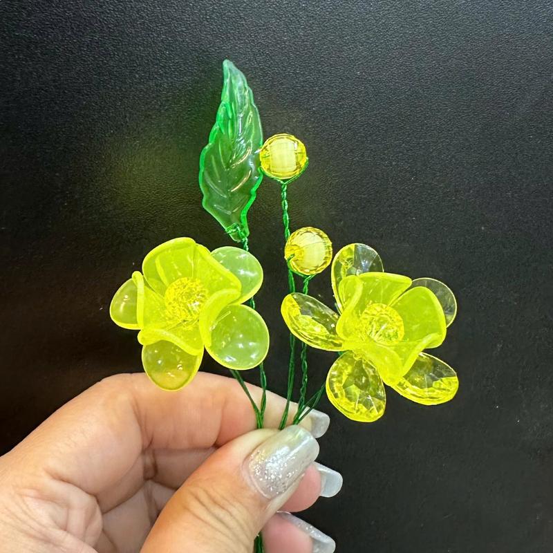 Bộ vật liệu làm khoảng 200 bông hoa mai đào giả trang trí đón Tết S0302