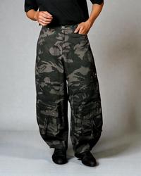 Gambar Bawwa Santai | FLEET ADMIRAL Series | CAMO BAGGY BARREL DOUBLE KNEE | | Celana Gombrang | Baggy pants | Cargo pants - ABU CAMO, Size 0 (30-27) dari bawwa santai shop Kab. Bandung 1 Tokopedia