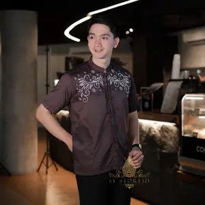 SY STOREID Baju Koko Muslim Terbaru warna Mahogani Baju Lebaran 2026 Bahan Toyobo Bordir Premium untuk Tampilan Elegan dan Nyaman