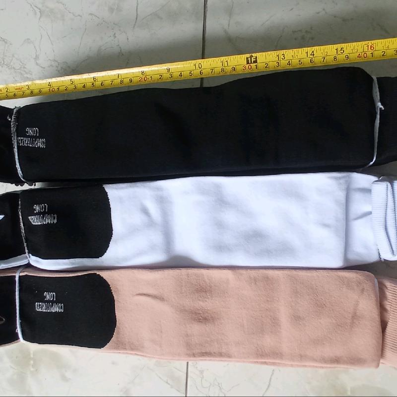 Kaos kaki muslimah panjang selutut wanita jempol 1 Lusin 8