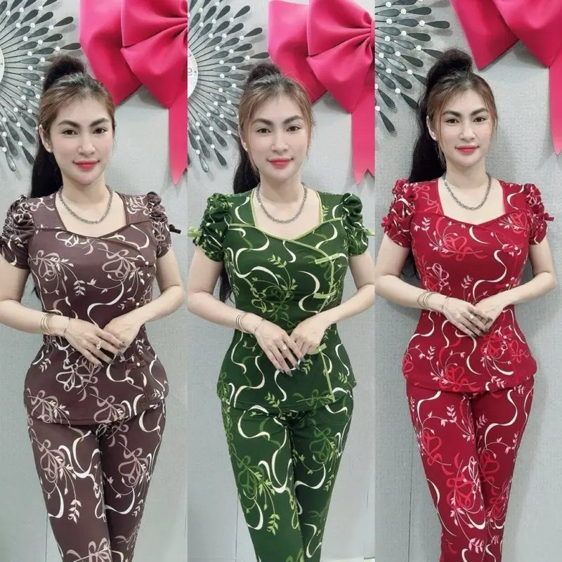 - Mẫu Mới ! { Quần Dài Ống Ôm } Cổ Vuông Tim Viền Nút Xinh.Thun Aty Tơ Mịn size 1234