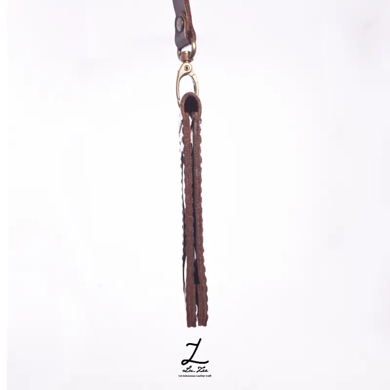 Luzee Lanyard | Lanyard Kulit Asli Custom | Idcard Kulit | Lanyard Magnet 1