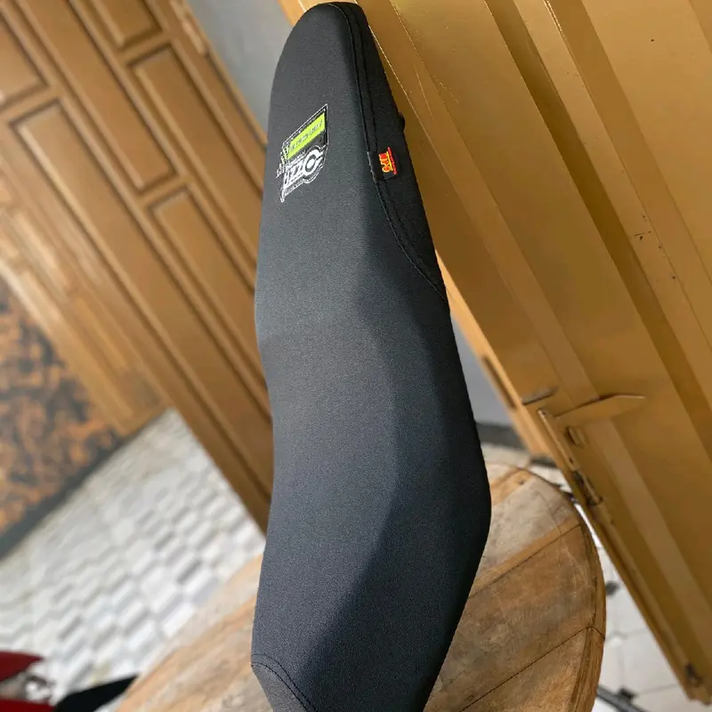 JOK DOUBLE SEAT OZZA RACING-JOK FIZ R/VEGA LAMA, JUPITER Z BURHAN, JOK JUPITER Z1, VEGA ZR, BEAT POP, BEAT DELUXE, BEAT KARBU, LAINNYA Racing 6