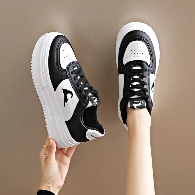 LURAD Sepatu Wanita Sol Empuk Non Slip Sneakers Cewek Simple Stylist Fashion Shoes Wanita Modis WL2491 Casual Karet Sport Olahraga 4