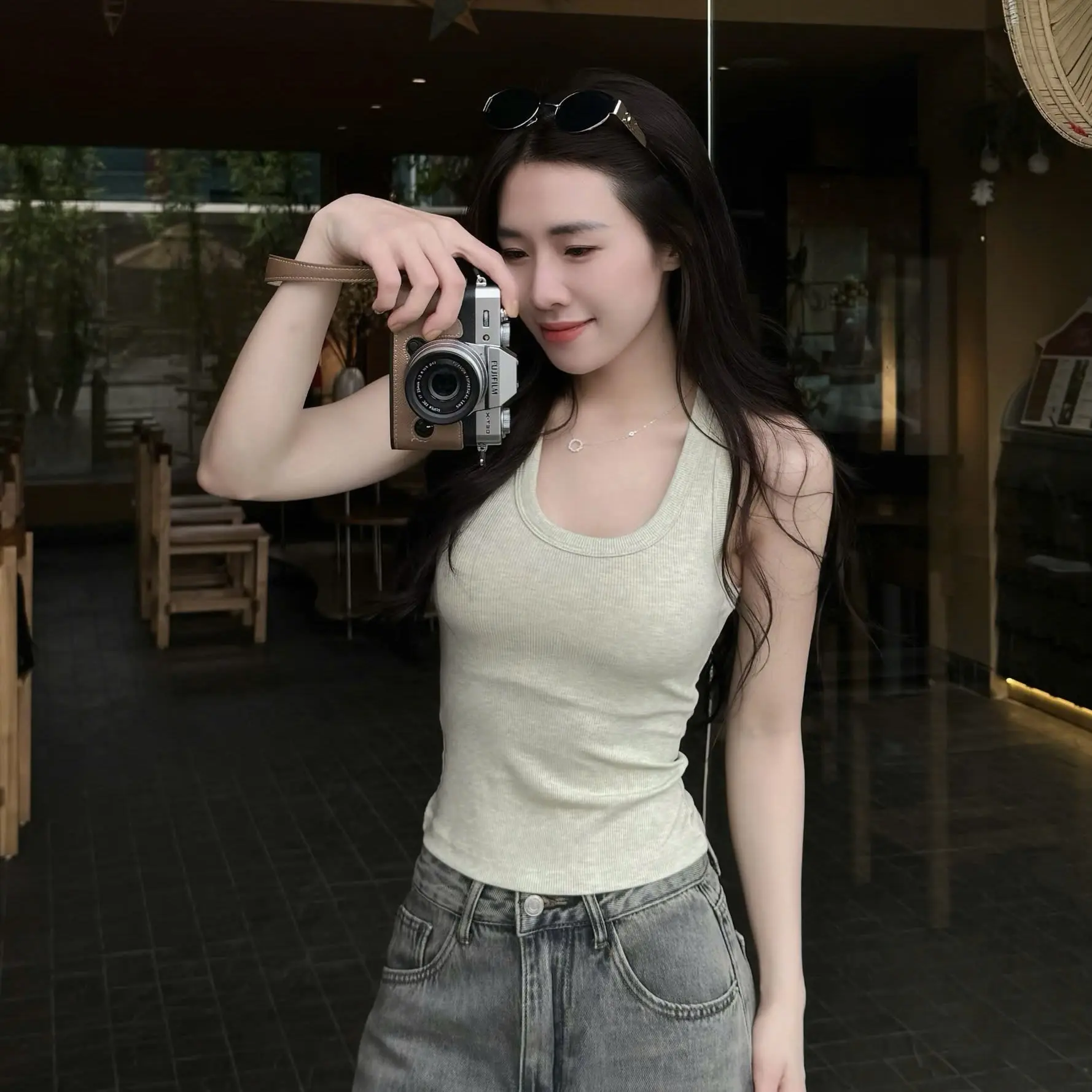 Áo Ba Lỗ Muối Tiêu COCOLEN - Dây Bản To Cổ U - Chất Liệu Tăm Cotton Co Giãn Thoáng Mát A059 | BigBuy360 - bigbuy360.vn Áo Ba Lỗ Muối Tiêu COCOLEN - Dây Bản To Cổ U - Chất Liệu Tăm Cotton Co Giãn Thoáng Mát A059 | BigBuy360 - bigbuy360.vn