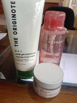 Product Review of The Originote Bundle 3in1 Basic Skincare - Micellar Water + Moisturizer + Facial wash 150ml Membersihkan dan Mencerahkan Wajah Cleanser Hyalucera from D**k N**i 0